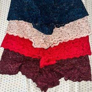 Maidenform Large Lacey underwear (L)